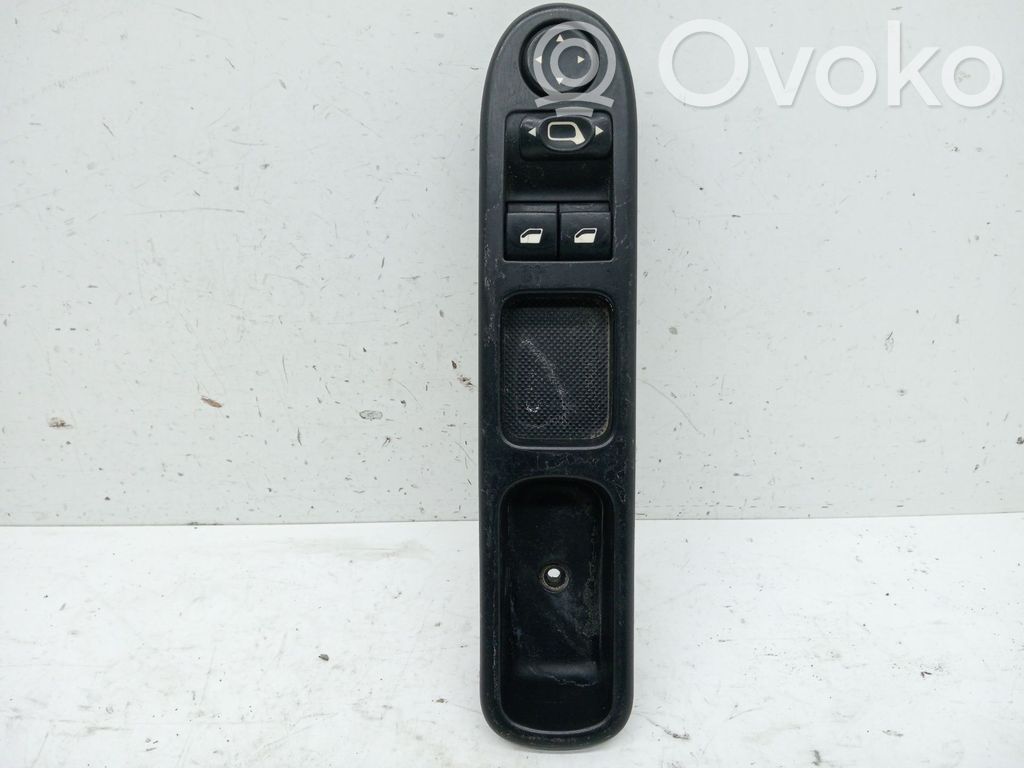 Peugeot 307 Interruttore di controllo dell’alzacristalli elettrico 