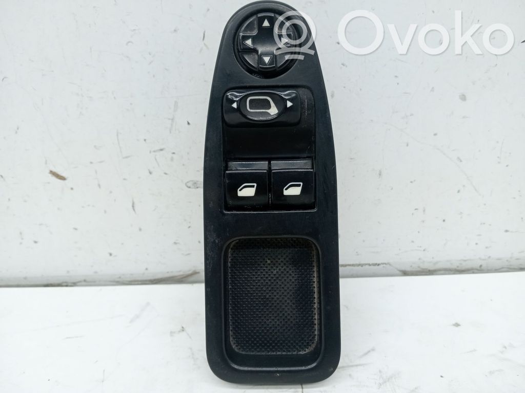 Peugeot Expert Electric window control switch 