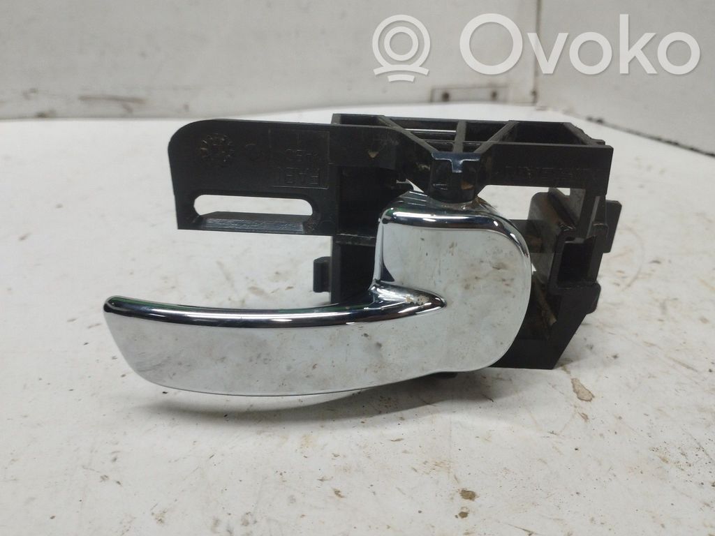 Nissan Qashqai Manecilla interna puerta trasera 