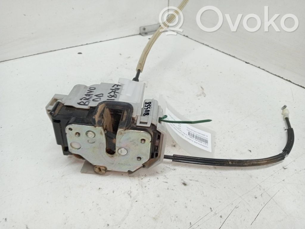 Fiat Bravo Etuoven lukko