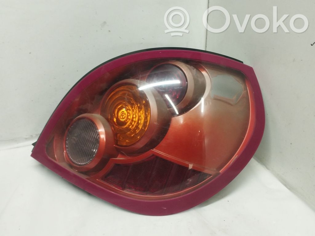 Lampa tylna   26555BN702,2UA238020135