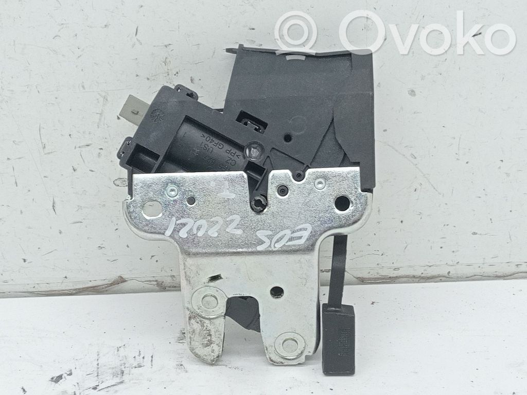 Volkswagen Eos Tailgate lock latch 