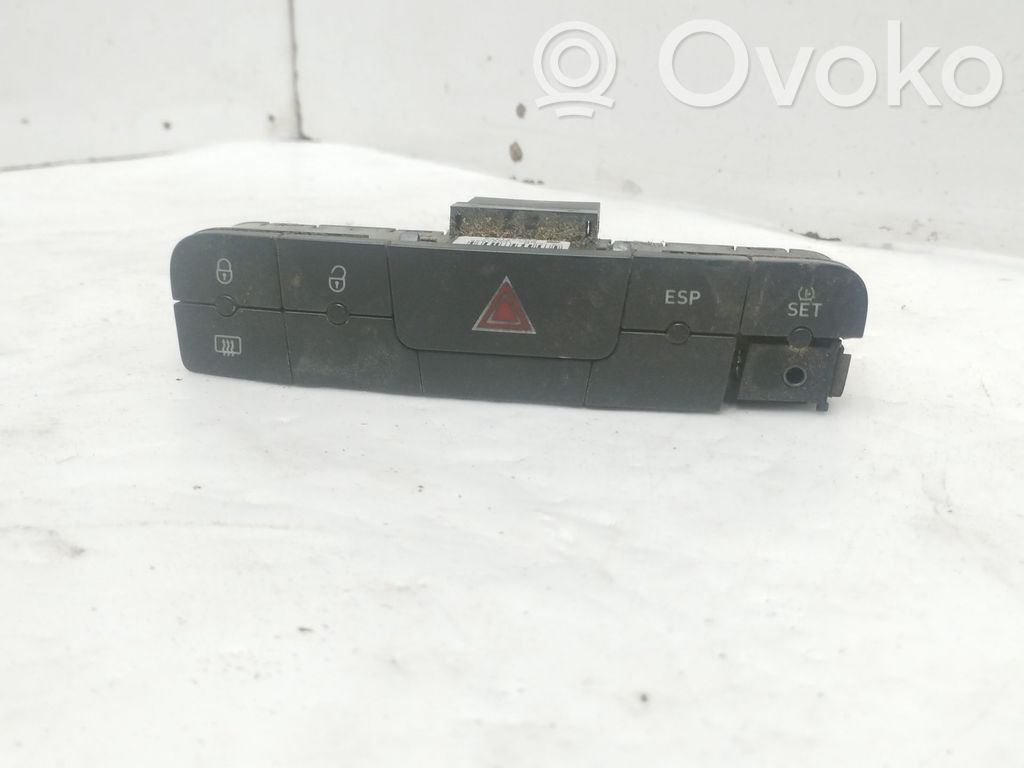 Seat Ibiza III (6L) Botón interruptor de luz de peligro