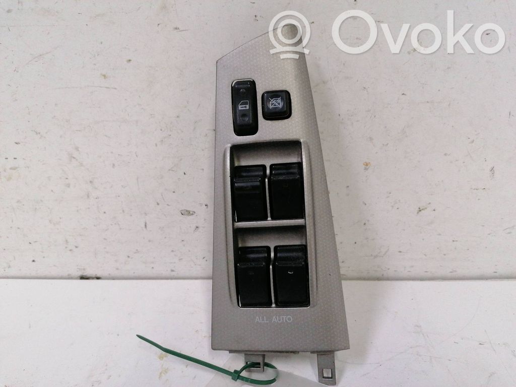 Toyota Corolla Verso E121 Electric window control switch 