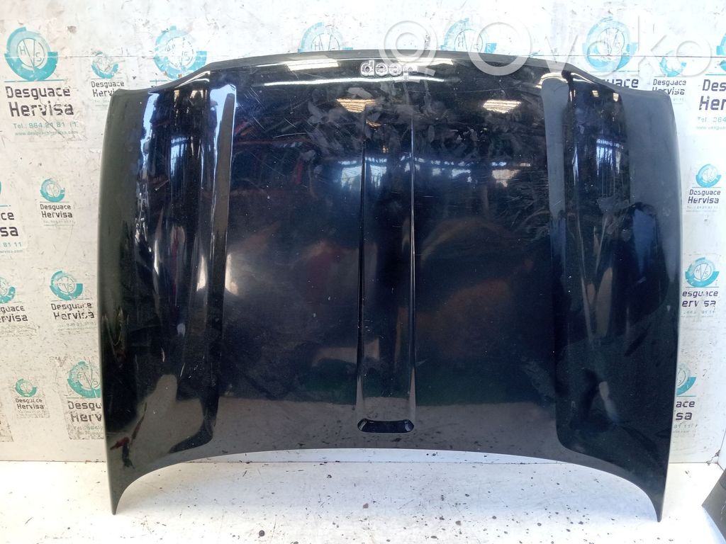 Couvercle, capot moteur