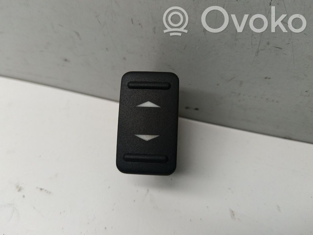 Ford Mondeo MK IV Schalter el. Fensterheber 