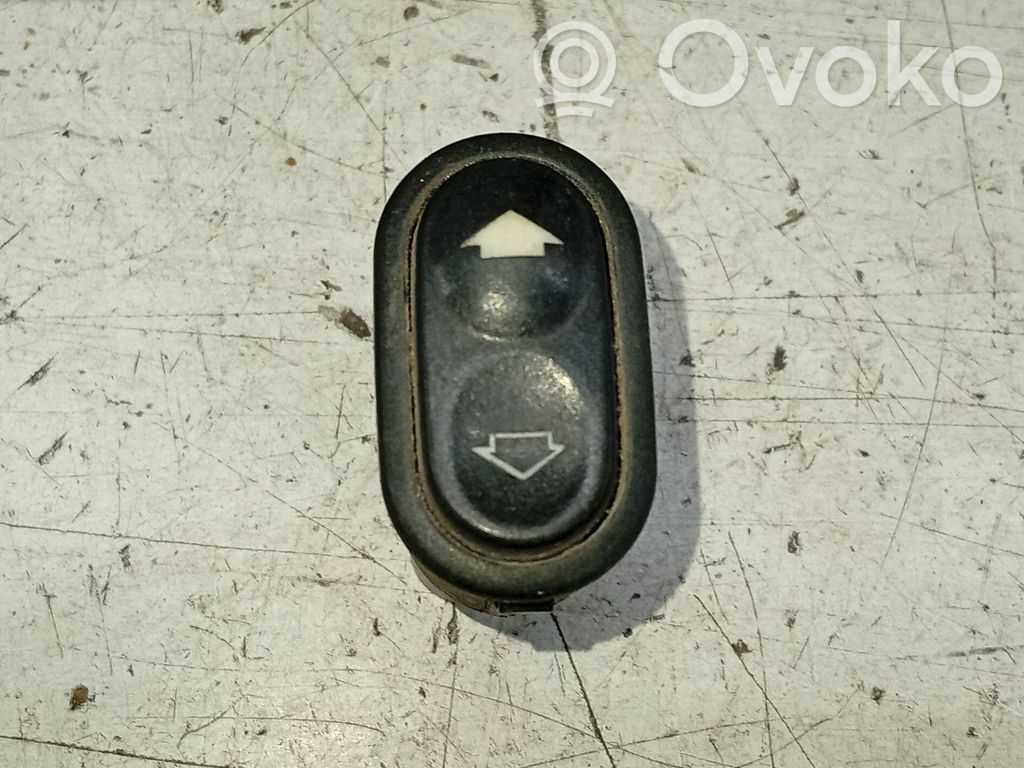 Ford Escort Interrupteur commade lève-vitre 