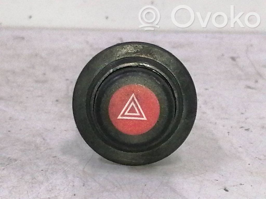 Opel Kadett E Interrupteur feux de détresse 