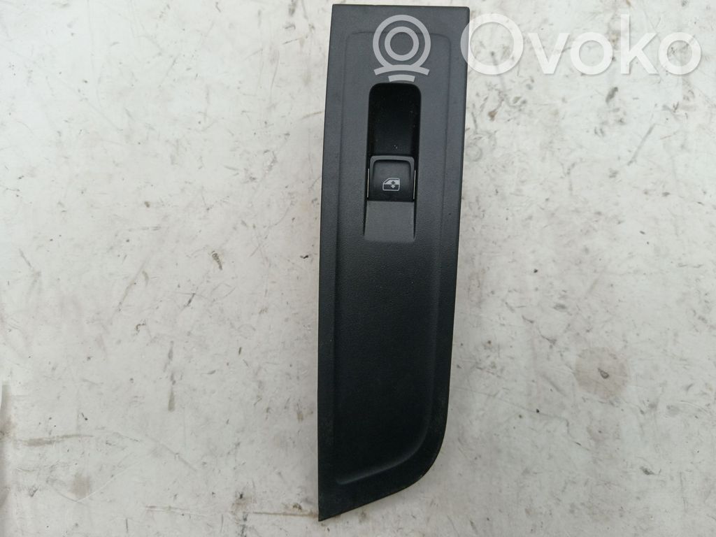 Skoda Kamiq Przyciski szyb 