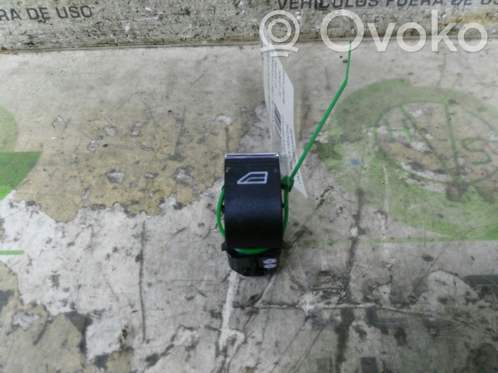 Ford Focus Interruttore di controllo dell’alzacristalli elettrico