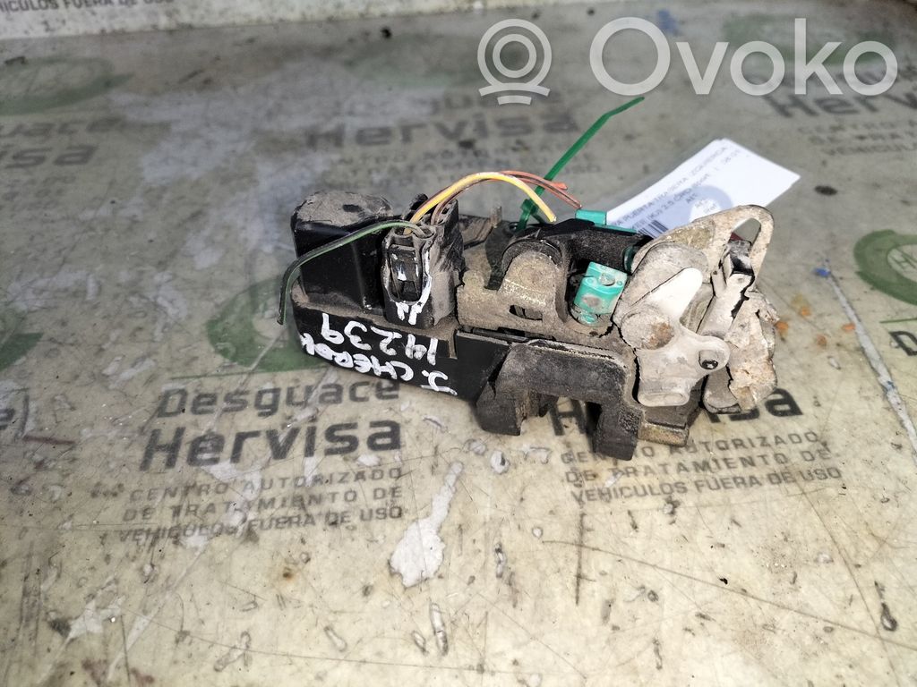 Jeep Cherokee KJ Zamek drzwi tylnych 