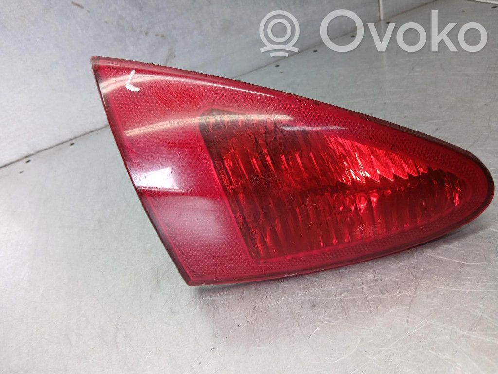 Alfa Romeo 147 Задний фонарь в кузове 