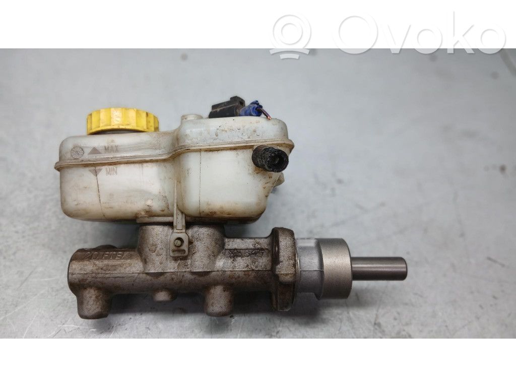 Skoda Fabia Mk1 (6Y) Master brake cylinder 