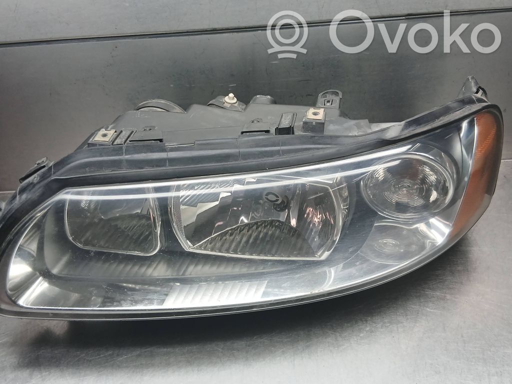 Scheinwerfer   30698825,89900257,P2004S60