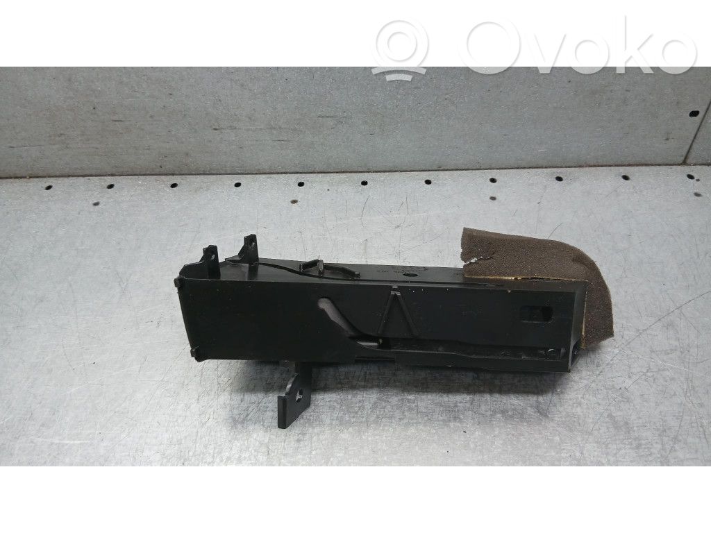 Ford Mondeo Mk III Suport pahare 