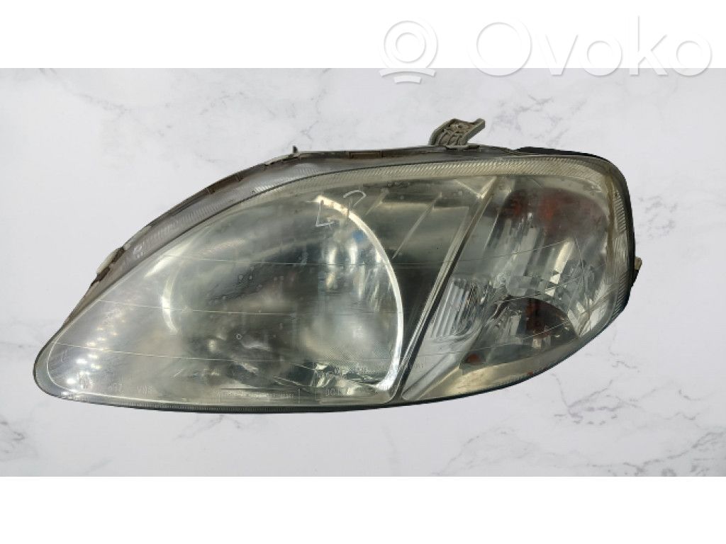 Reflector delantero