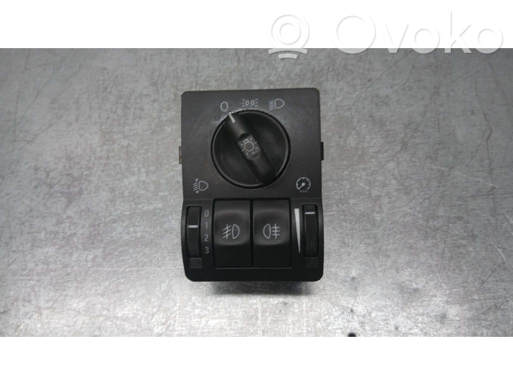Opel Corsa C Light switch 