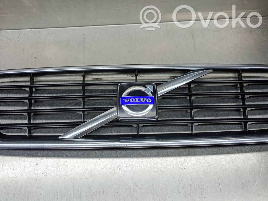 Volvo C30 Grilă față 