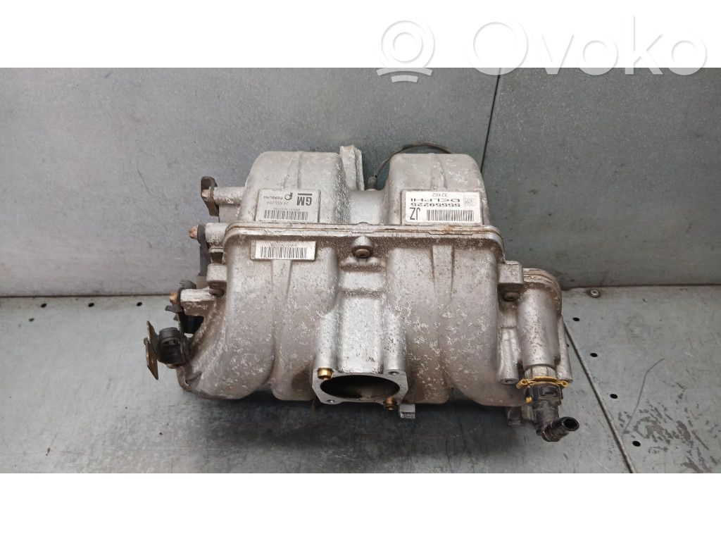 Opel Meriva A Colector de admisión 