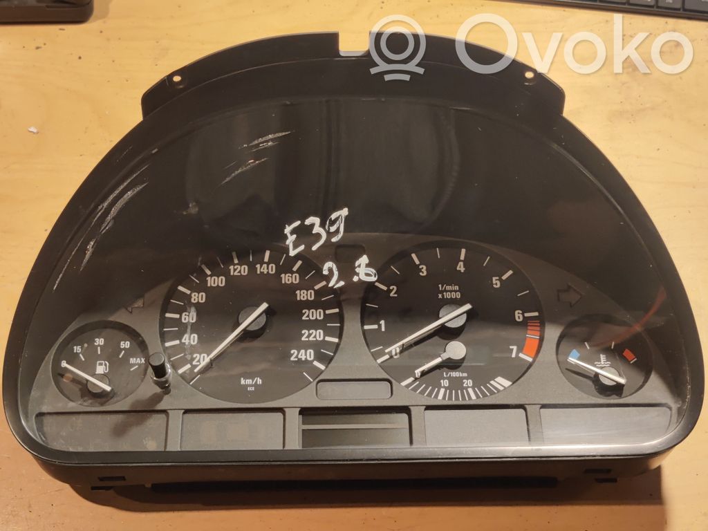 BMW 5 E39 Nopeusmittari (mittaristo) 