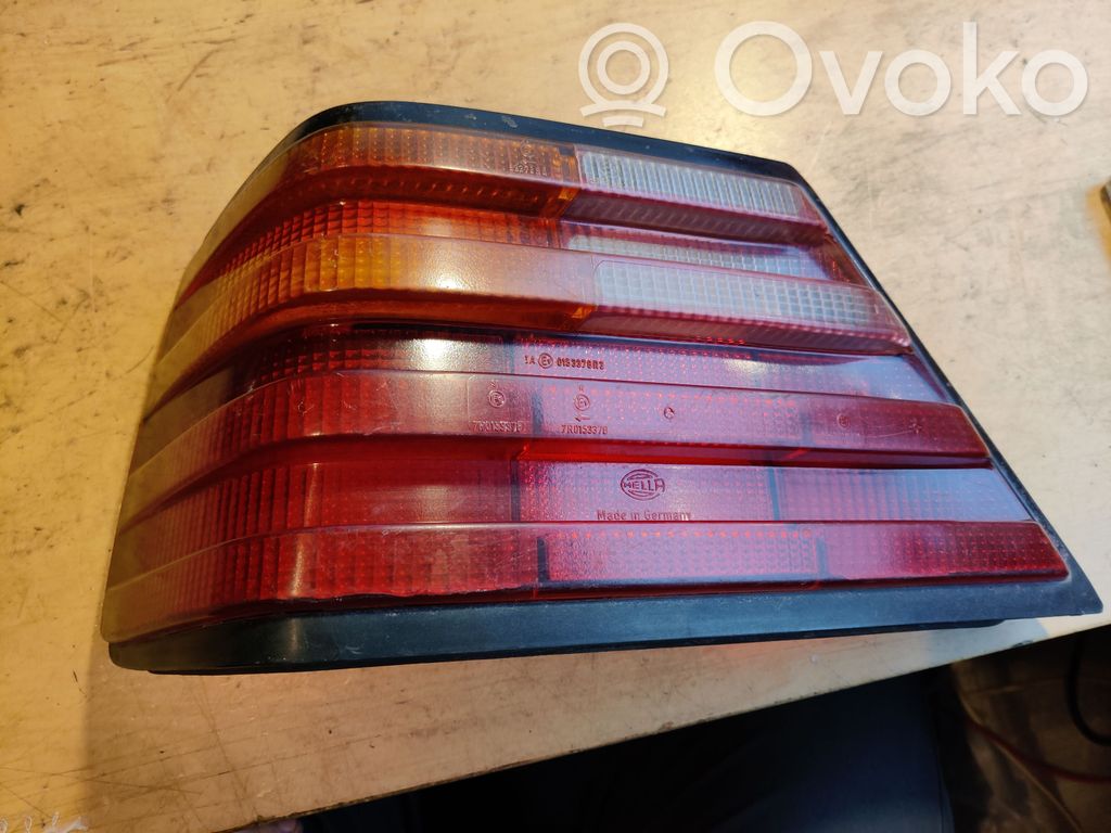 Mercedes-Benz E W124 Lampa tylna 