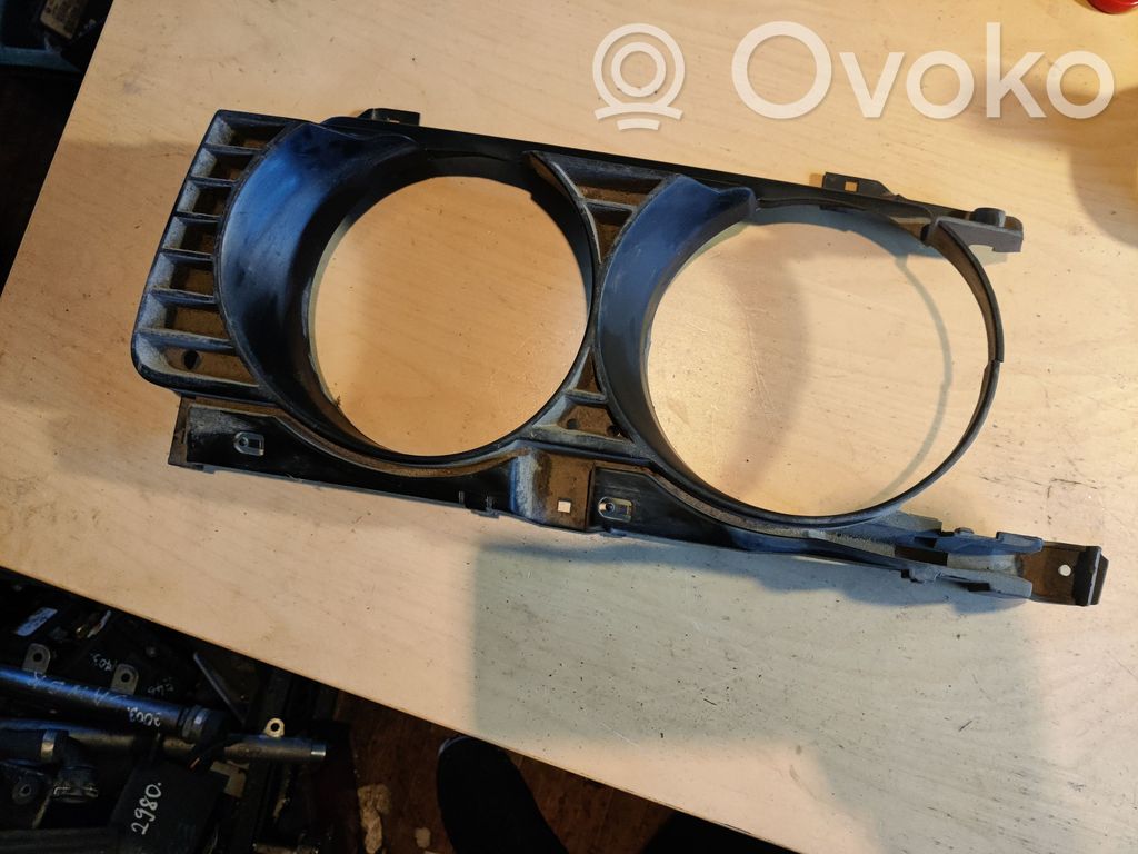 BMW 5 E34 Under headlight/headlamp trim 
