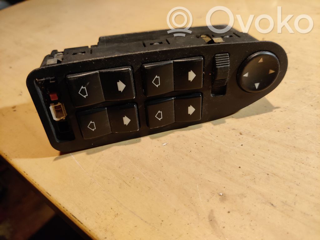 Electric window control switch   61318368986