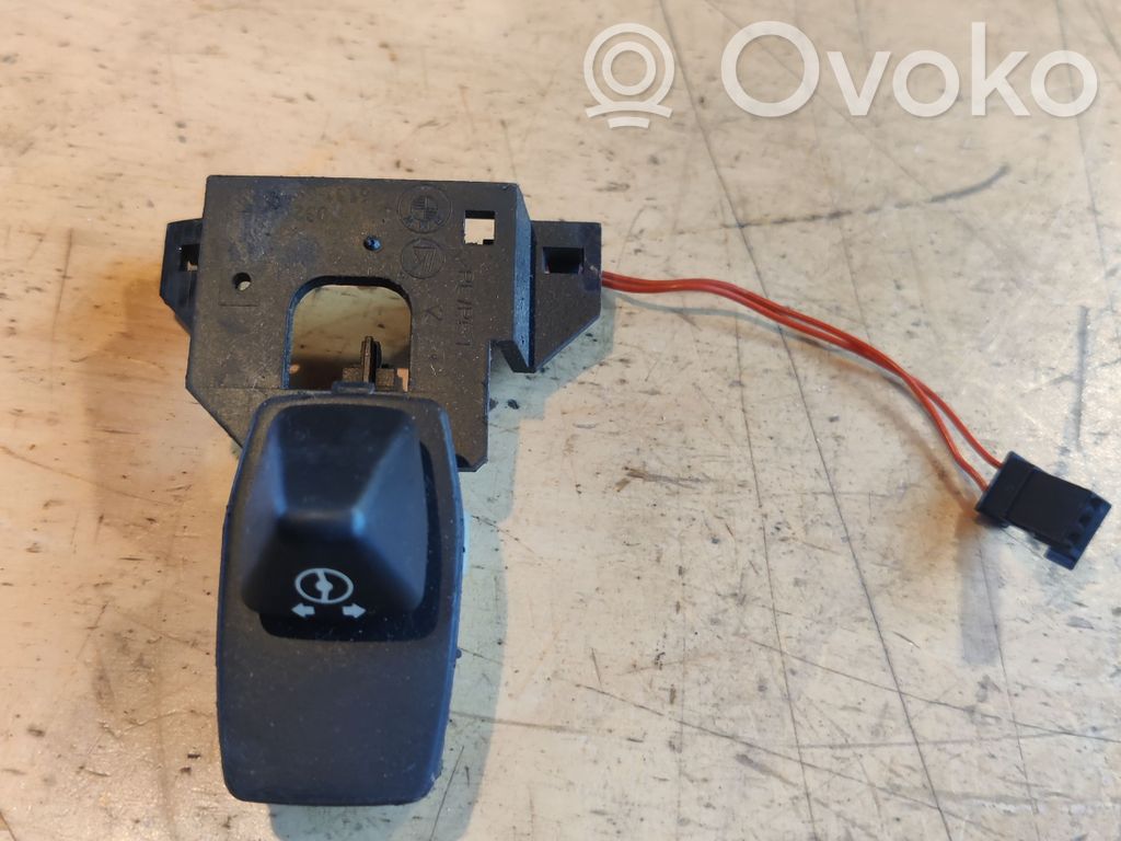 BMW 5 E60 E61 Steering wheel adjustment switch 