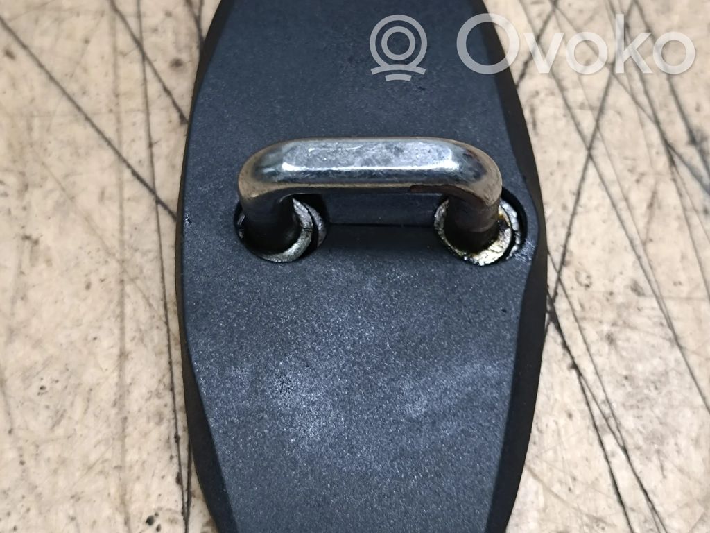 BMW X5 E53 Front door lock loop/hook striker 