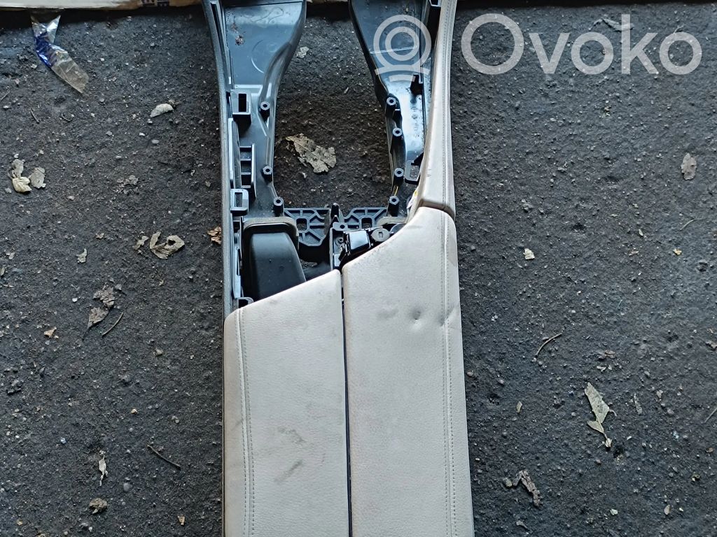 BMW 5 F10 F11 Tunel środkowy 