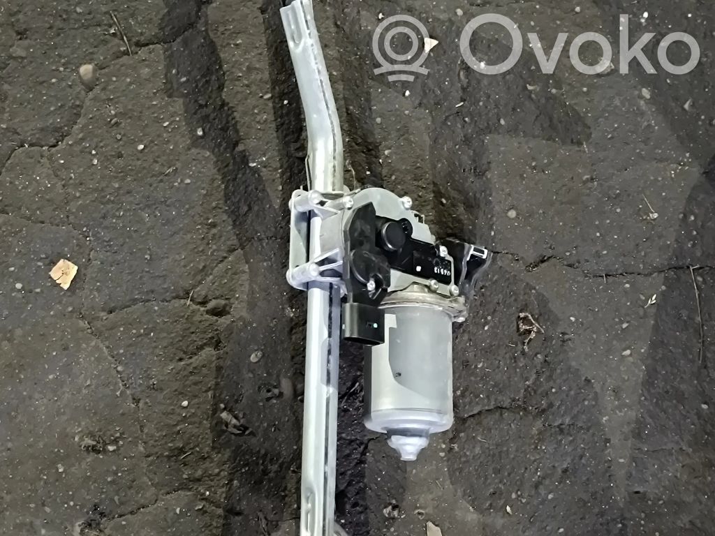 BMW X5 E70 Front wiper linkage and motor 