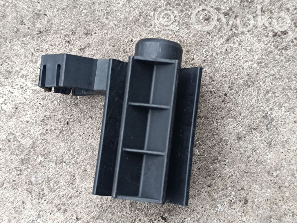 BMW 5 E60 E61 Kita salono detalė 
