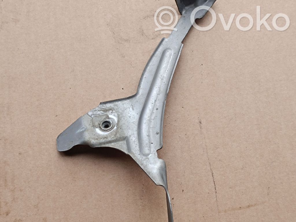 BMW 5 E60 E61 Fender mounting bracket 