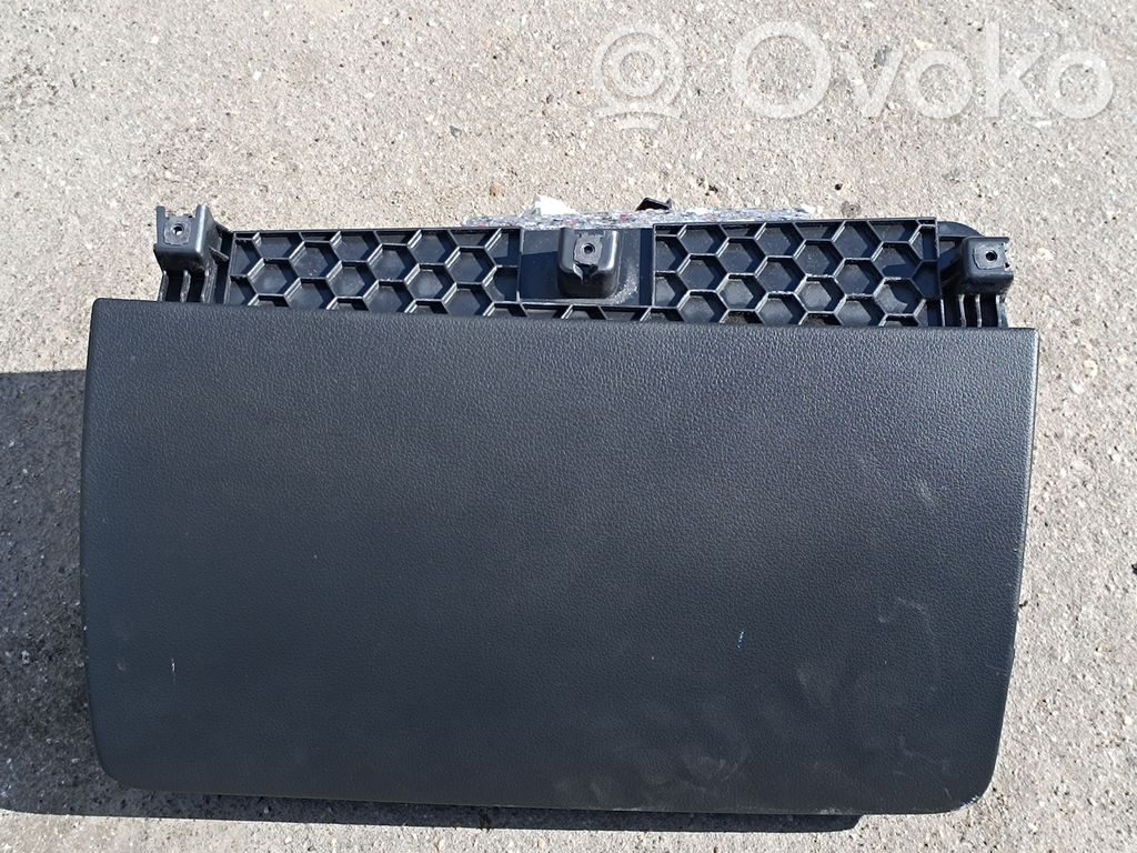 Audi Q7 4L Juego guantera 