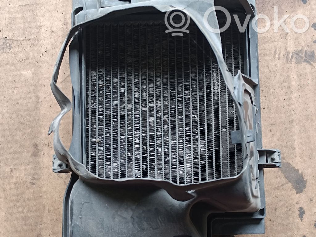 BMW X5 E70 Dzinēja eļļas radiators 