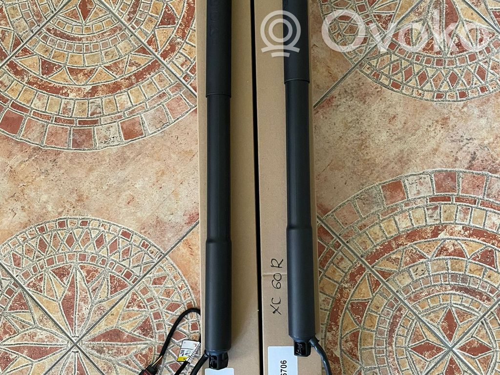 Volvo XC60 Tailgate/trunk strut/damper 