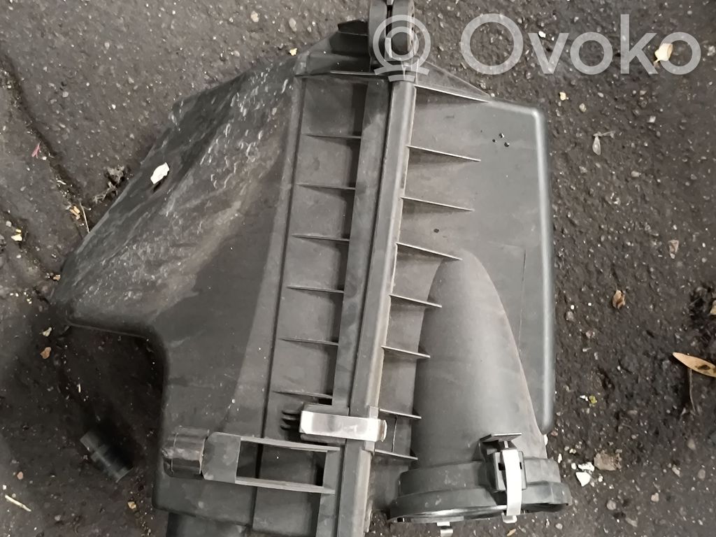 Air filter box   7503559,7505870
