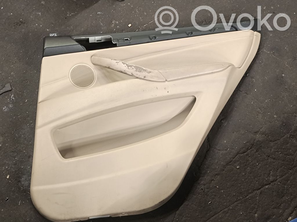 BMW X5 E70 Apšuvums aizmugurējām durvīm 