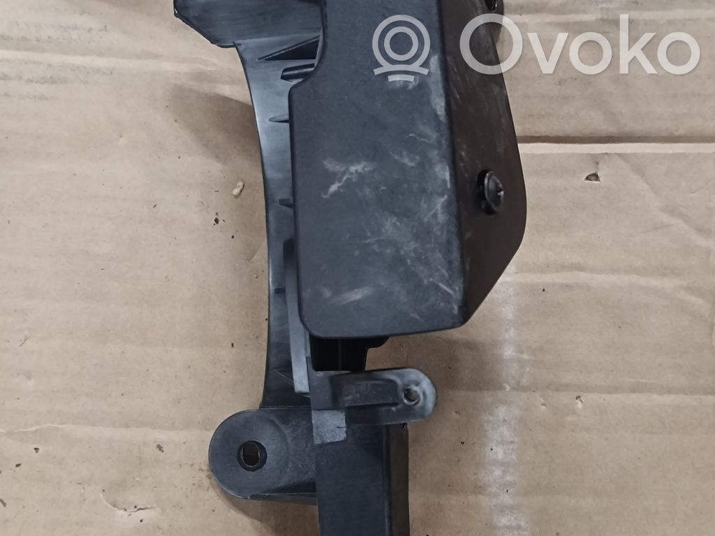 Engine bonnet (hood) release handle   7148522