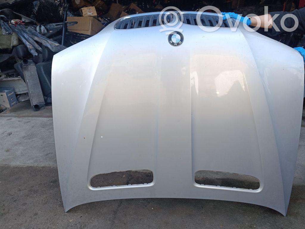 Engine bonnet/hood