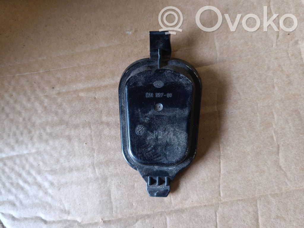 BMW X5 E53 Headlight/headlamp dust cover 