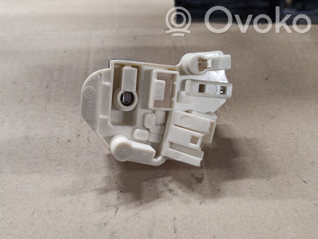 BMW 3 E90 E91 Tail light bulb cover holder 