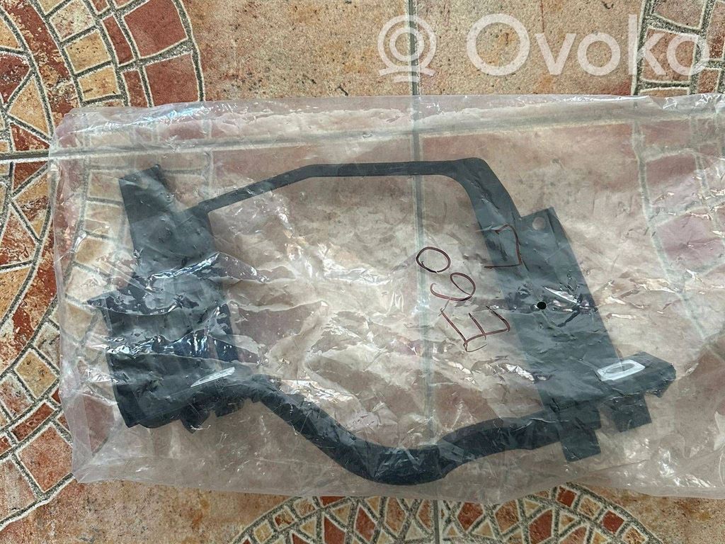 BMW 5 E60 E61 Headlight/headlamp mounting bracket 
