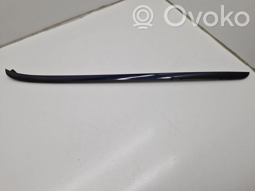 BMW X5 E70 Windshield trim 