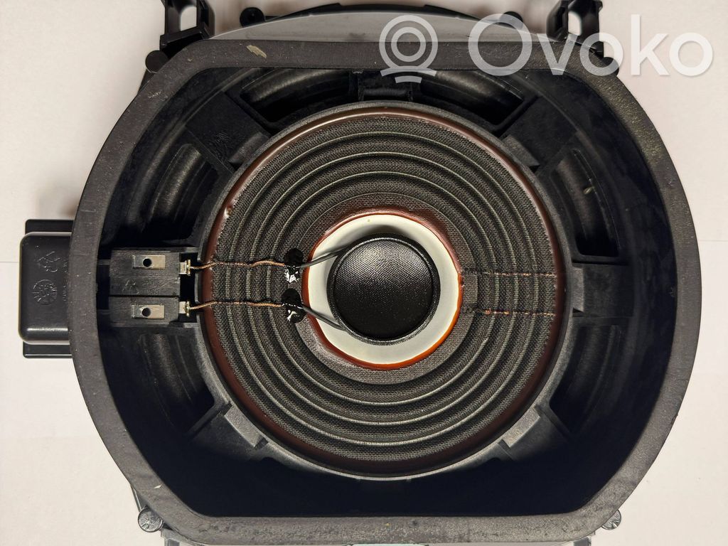 BMW X5 E70 Subwoofer 