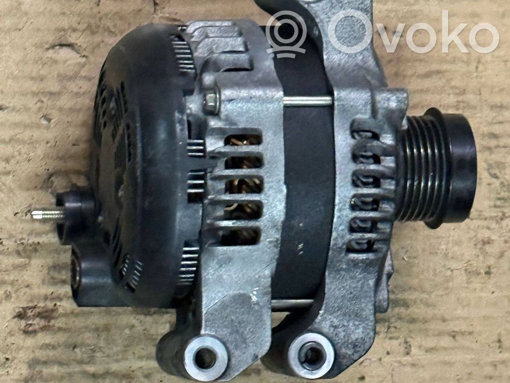 Alfa Romeo Giulia Ģenerators 