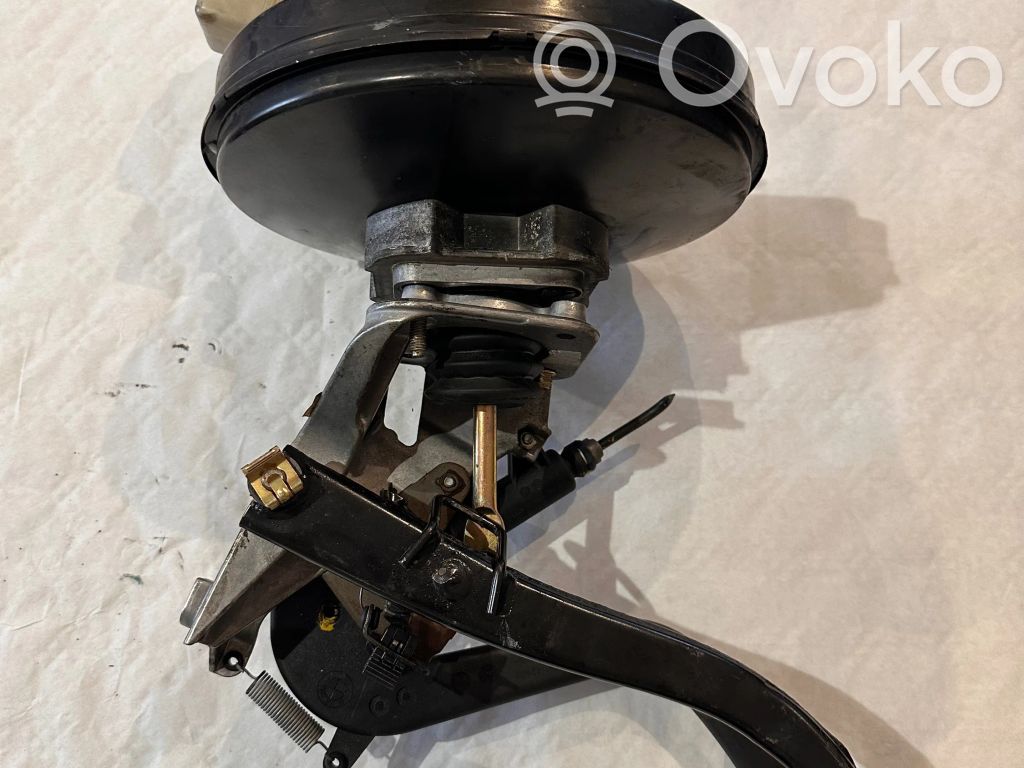 BMW 3 E46 Bremžu vakuuma pastiprinātājs 