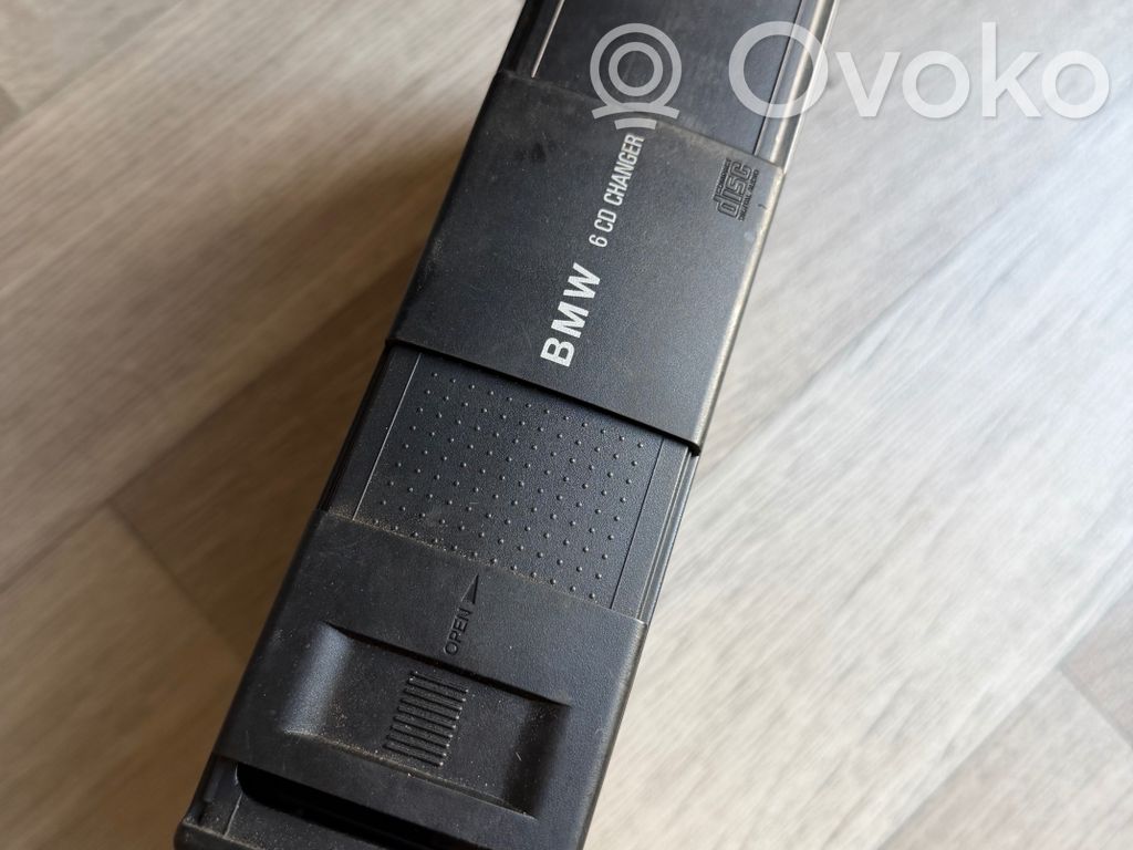 CD/DVD changer   65126946989,65129131852,65128361584