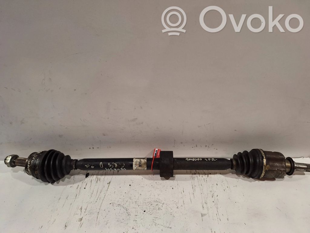 Opel Corsa D Priekinis pusašis 
