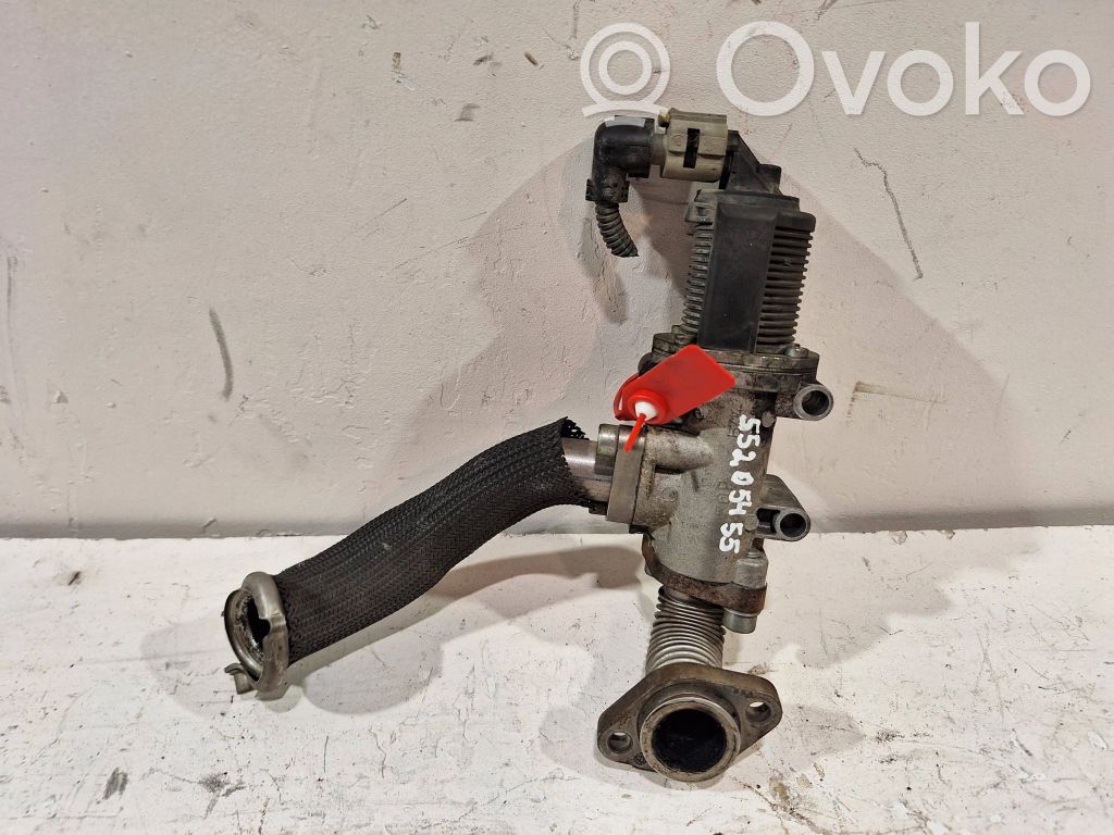 Opel Astra H Zawór EGR 